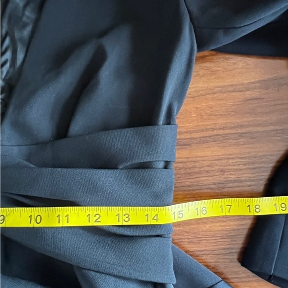 NWT Banana Republic Black Faiza Tuxedo Jumpsuit Size 4 - Picture 9 of 13